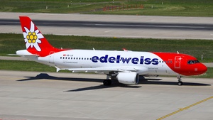 Photo of HB-IJV - Airbus A320-214 operated by Edelweiss Air