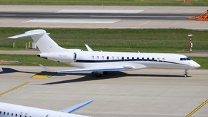 Photo of 9H-EINE - Bombardier Global 7500 operated by Sparfell Malta