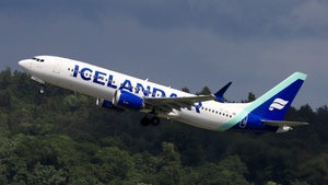Photo of TF-ICL - Boeing 737 MAX 8 operated by Icelandair