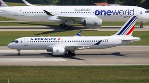 Photo of F-HZUD - Airbus A220-300 operated by Air France