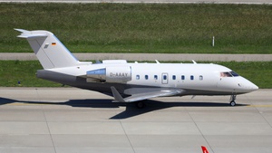 Photo of D-AAAY - Bombardier Challenger 604 operated by Air Independence
