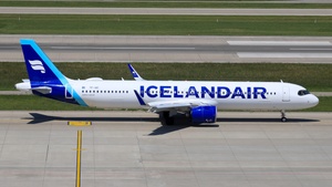 Photo with serial 12452 - Airbus A321-271NX
