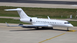 Photo of M-OCHI - Bombardier Global Express XRS operated by Catreus