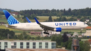 Photo with serial 25092 - Boeing 767-322(ER)