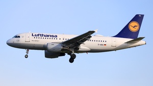 Photo of D-AIBA - Airbus A319-112 operated by Lufthansa