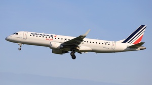 Photo of F-HBLO - Embraer ERJ-190STD operated by Air France HOP