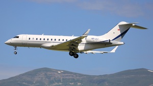 Photo of HB-JLC - Bombardier Global 6000 operated by Swiss Private Jet