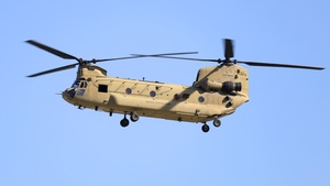 Photo of 15-08176 - Boeing Vertol CH-47F Chinook operated by US Army