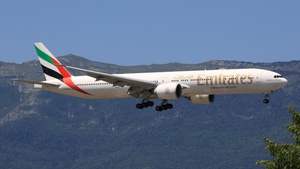 Photo of A6-EQI - Boeing 777-31H(ER) operated by Emirates