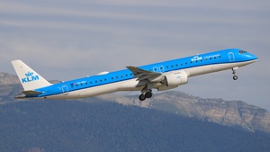 Photo of PH-NXV - Embraer ERJ-195-E2 operated by KLM Cityhopper
