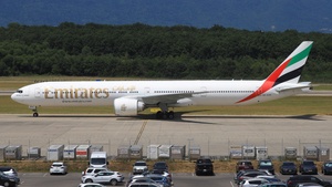 Photo of A6-EPD - Boeing 777-31H(ER) operated by Emirates