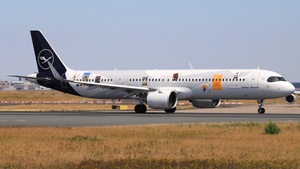 Photo of D-AIEM - Airbus A321-271NX operated by Lufthansa