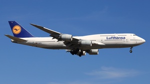 Photo of D-ABYL - Boeing 747-830 operated by Lufthansa