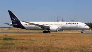 Photo of D-ABPS - Boeing 787-9 Dreamliner operated by Lufthansa