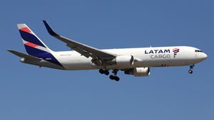 Photo of N534LA - Boeing 767-316F operated by LATAM Cargo