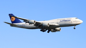 Photo of D-ABYH - Boeing 747-830 operated by Lufthansa