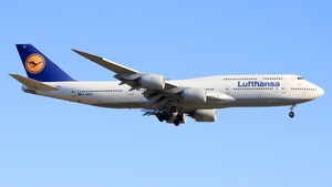 Photo of D-ABYO - Boeing 747-830 operated by Lufthansa