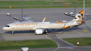 Photo of A6-LRD - Airbus A321-251NX operated by Etihad Airways