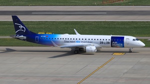 Photo of 4O-AOI - Embraer ERJ-195LR operated by Air Montenegro