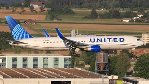 Photo of N666UA - Boeing 767-322(ER) operated by United Airlines