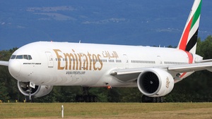 Photo of A6-EPB - Boeing 777-31H(ER) operated by Emirates