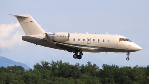 Photo of D-AAAY - Bombardier Challenger 604 operated by Air Independence