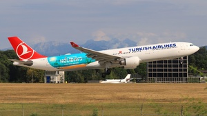 Photo of TC-LNF - Airbus A330-303 operated by Turkish Airlines