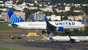 N667UA - Boeing 767-322(ER)