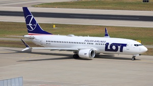 Photo of SP-LVC - Boeing 737 MAX 8 operated by LOT Polish Airlines