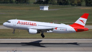 OE-LBS - Airbus A320-214