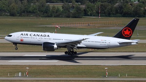 C-FNNH - Boeing 777-233(LR)