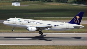 Photo of HZ-ASE - Airbus A320-214 operated by Saudia