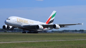 Photo of A6-EEG - Airbus A380-861 operated by Emirates