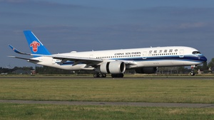 Photo of B-324S - Airbus A350-941 operated by China Southern Airlines