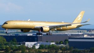 Photo of B-58554 - Airbus A350-1041 operated by Starlux