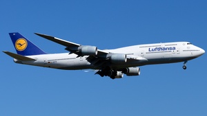 Photo of D-ABYR - Boeing 747-830 operated by Lufthansa