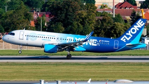 Photo of ER-00004 - Airbus A320-214 operated by FlyOne