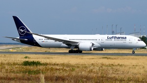 Photo of D-ABPO - Boeing 787-9 Dreamliner operated by Lufthansa