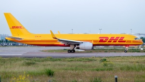 Photo of OE-LNO - Boeing 757-223(PCF) operated by DHL Air Austria