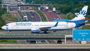 Photo of TC-SNV - Boeing 737-86J operated by SunExpress