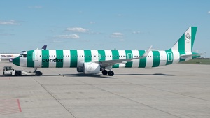 Photo of D-ANMZ - Airbus A321-271NX operated by Condor