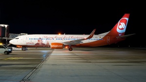 Photo of D-ABMJ - Boeing 737-86J operated by Air Berlin