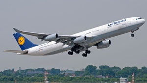 Photo of D-AIGS - Airbus A340-313 operated by Lufthansa