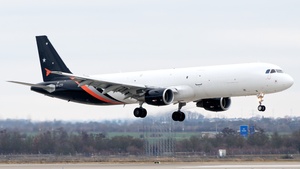 Photo of 9H-ZTD - Airbus A321-211(P2F) operated by Titan Airways Malta