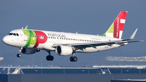 Photo of CS-TNS - Airbus A320-214 operated by TAP Air Portugal