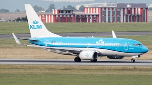 Photo of PH-BGI - Boeing 737-7K2 operated by KLM Royal Dutch Airlines