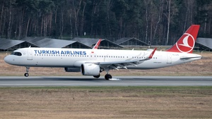 Photo of TC-LPG - Airbus A321-271NX operated by Turkish Airlines