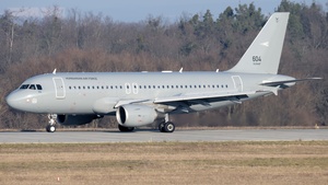 Photo of 604 - Airbus A319-112 operated by Hungarian Air Force