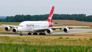 Photo of VH-OQJ - Airbus A380-842 operated by Qantas