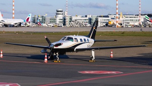 Photo of D-ELDY - Piper PA-46-350P Malibu Mirage operated by Private